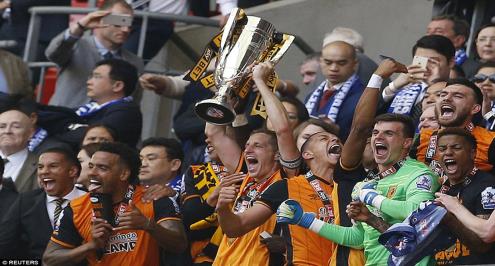 كاميرا يالاكورة ترصد .. أجواء تأهل هال سيتي للبريميرليج